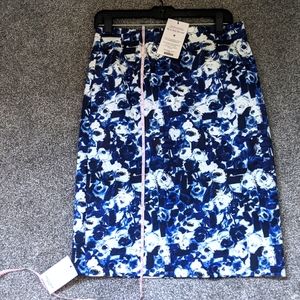 NWT MM LaFleur Cobble Hill skirt in blue floral print